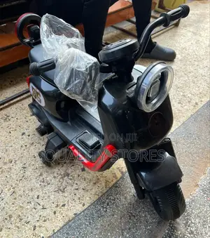Rechargeable Kids Motorcycle With Side Wheels 1 to 4 Years
