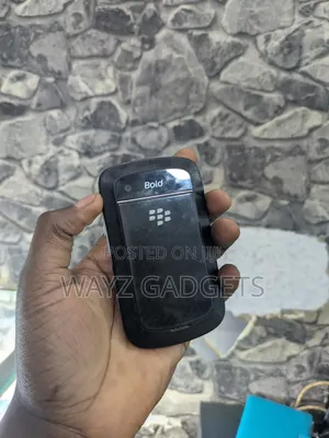 BlackBerry Bold Touch 9900 8 GB Black