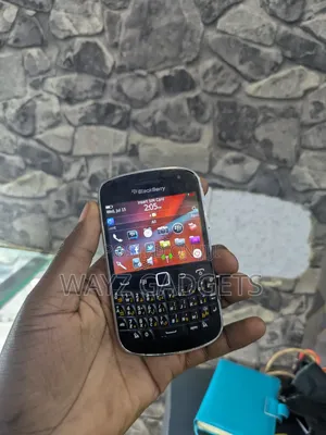 BlackBerry Bold Touch 9900 8 GB Black