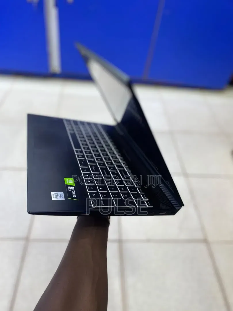Laptop Casper Excalibur G770 16GB Intel Core i7 SSD 512GB