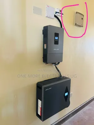 Jikaland Smart Hybrid Inverter Charger 3500w/24volts