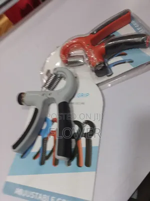 Adjustable Hand Grip