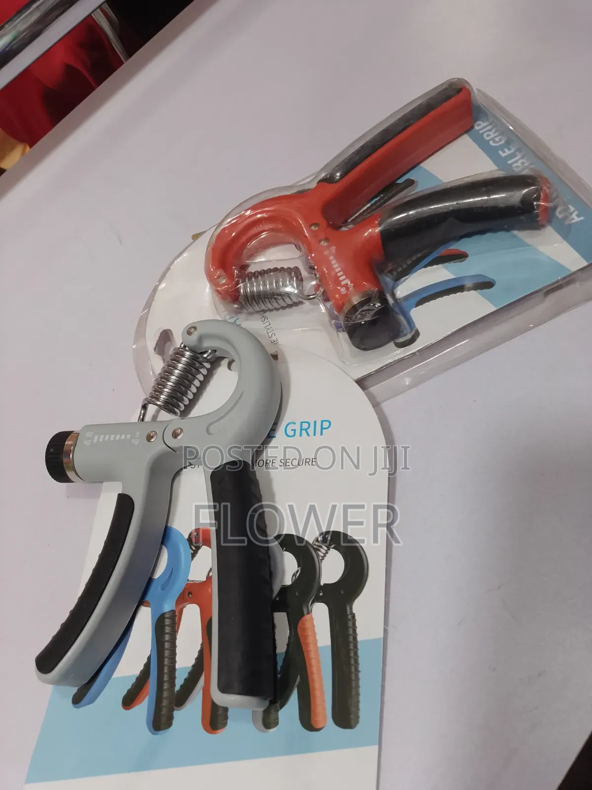 Adjustable Hand Grip