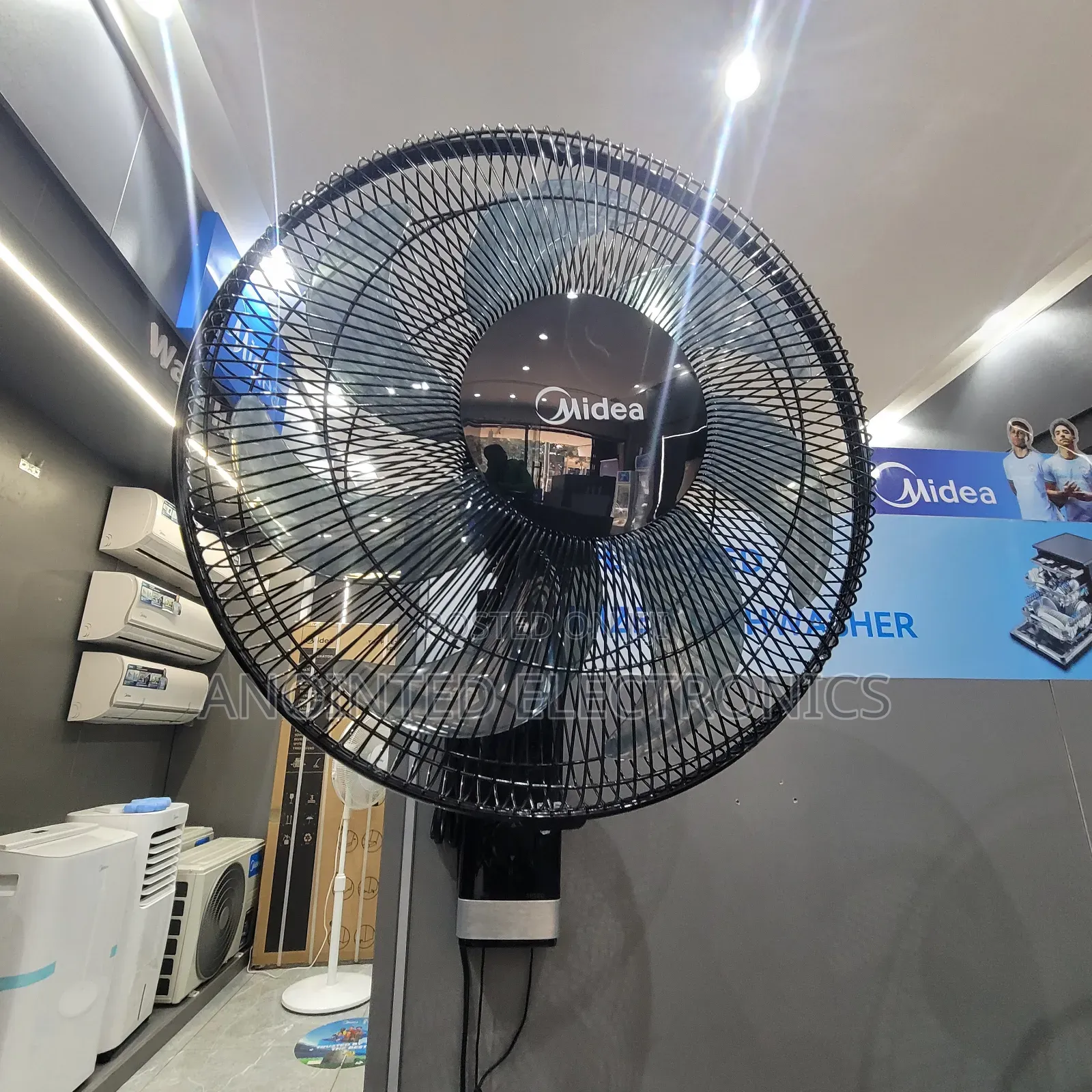 Wall Fan Midea Available
