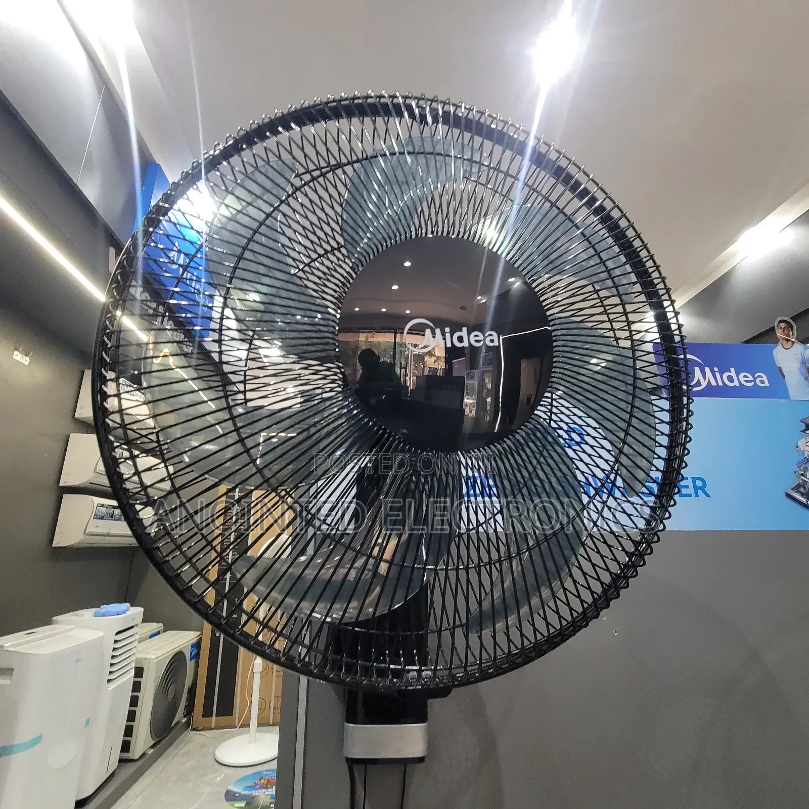 Wall Fan Midea Available