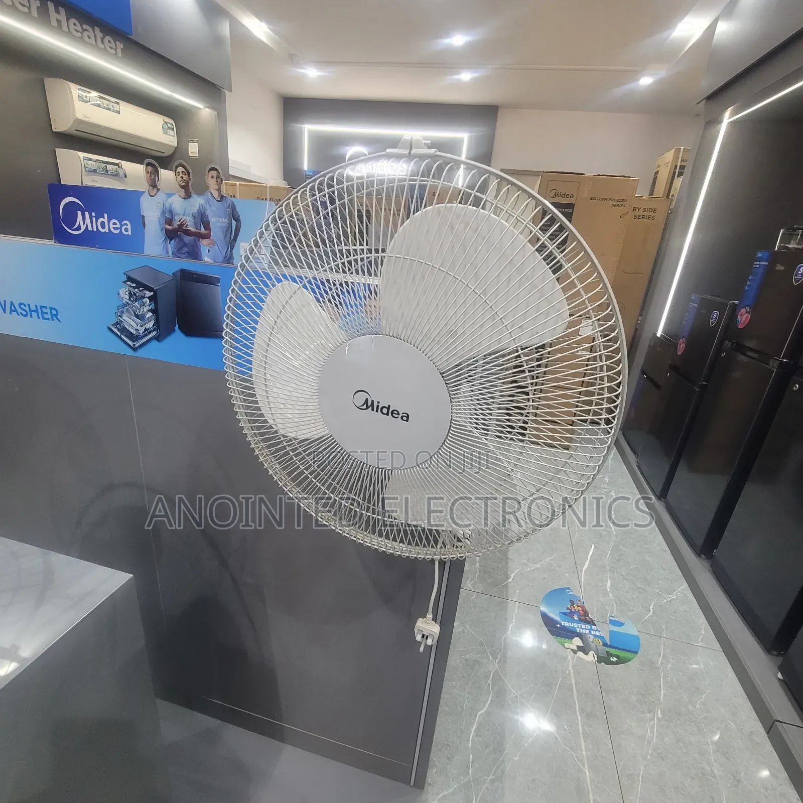 Remote Wall Fans Midea