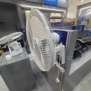 Midea Wall Fan With a Remote