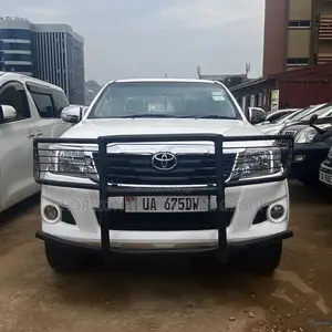Toyota Hilux 2.5 D-4D SRX 2006 White