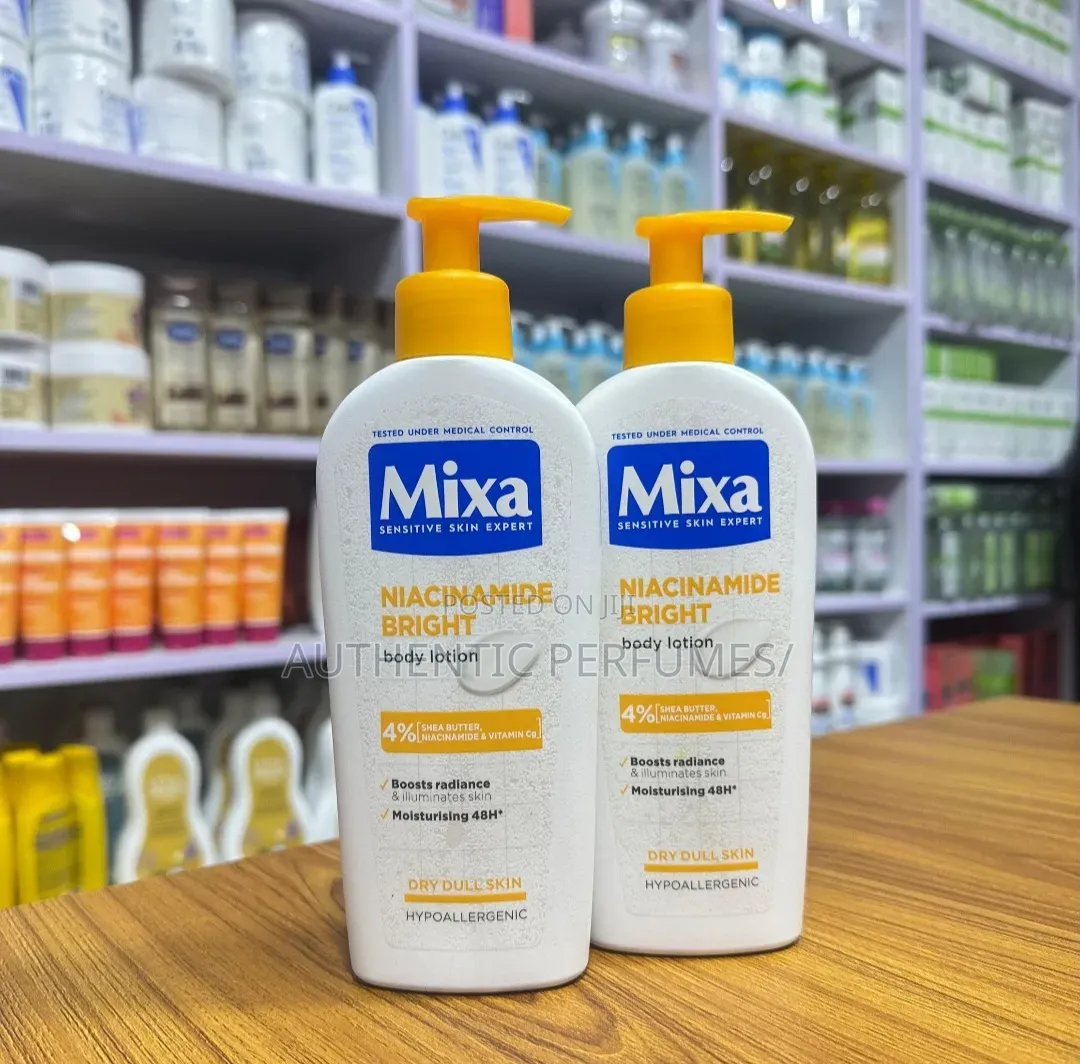 Mixa Niacinamide Bright Illuminating Body Lotion 250ml