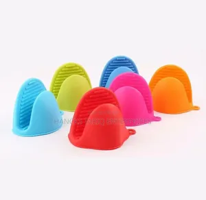 Silicone Heat-Resistant Pinch Mitts
