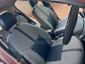 Toyota Vitz 2000 Pink