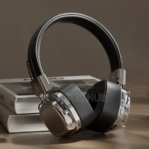 Wireless Over-Ear Headphones With RGB Light – 80H Playtime Headset