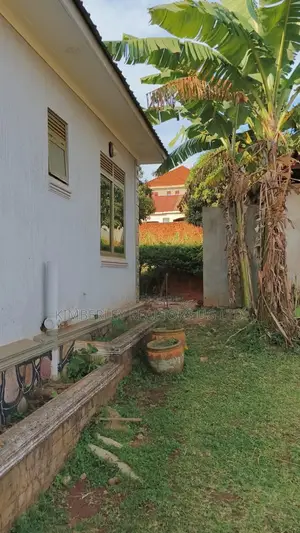 3bdrm House in Division A for sale