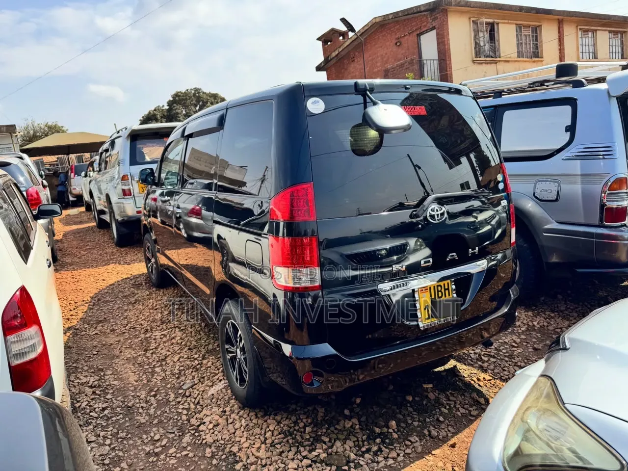 Toyota Noah 2006 Black