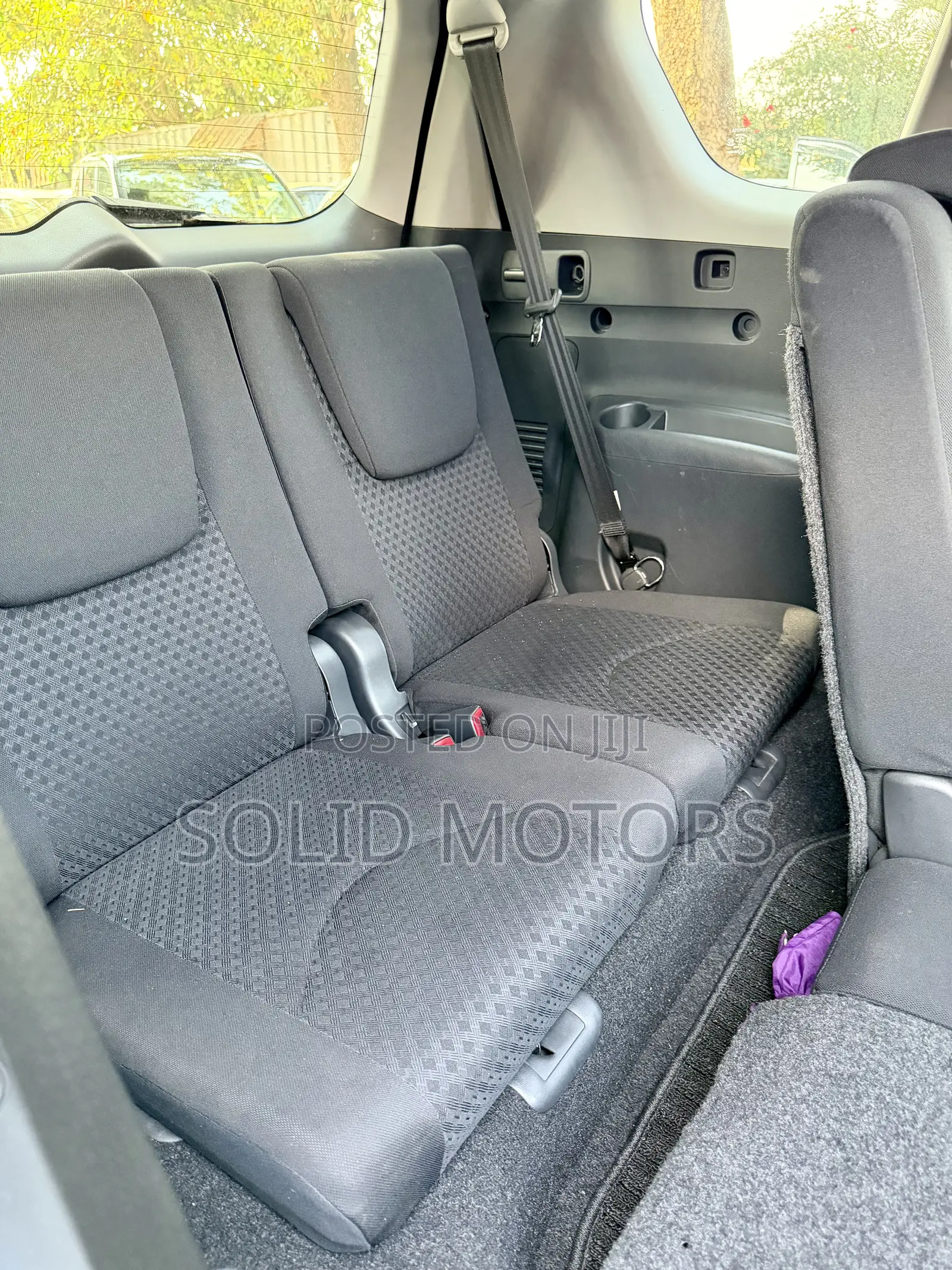 Toyota Vanguard 2013 White
