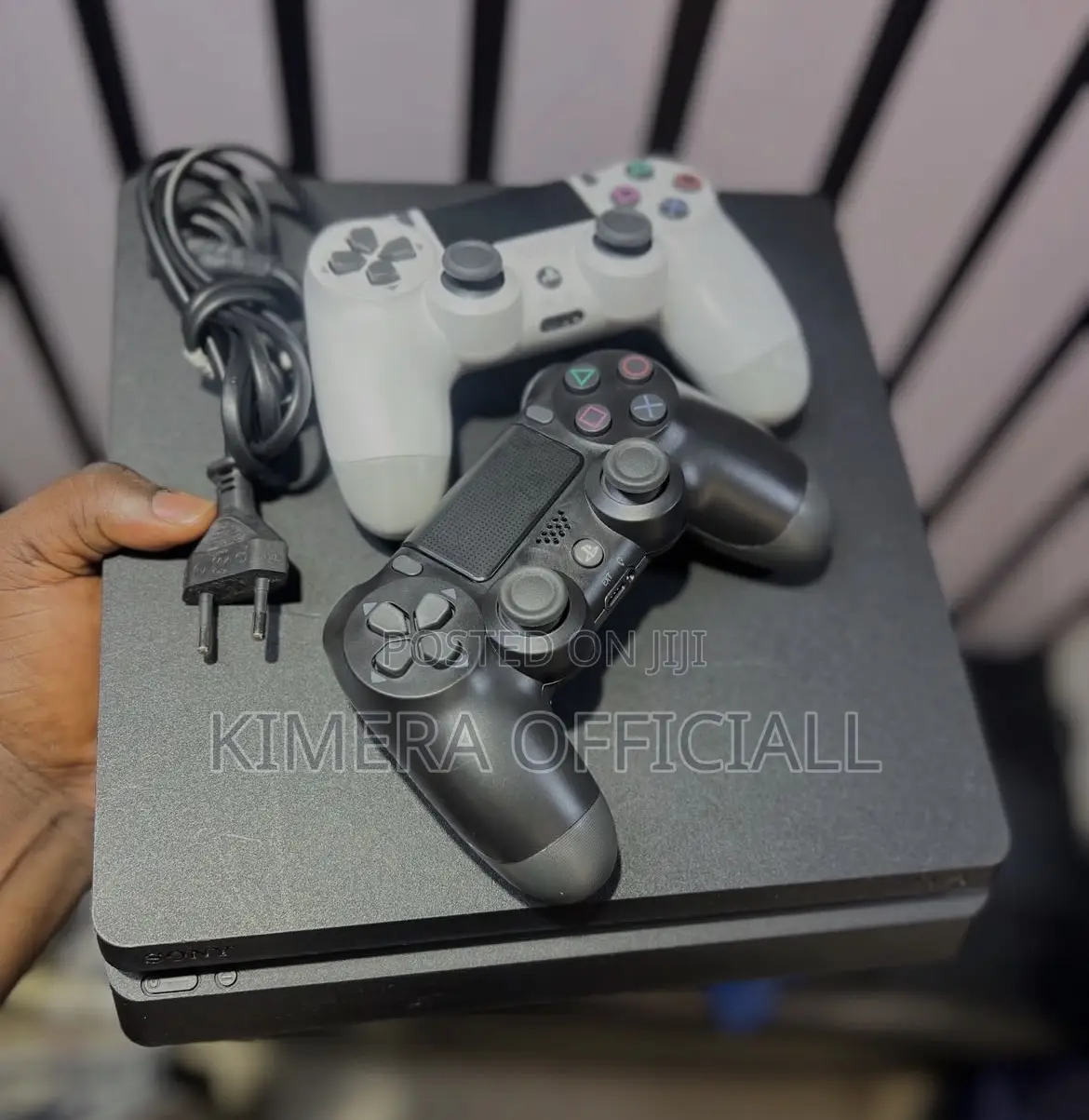 PS4 Slim With 12 Games, 2pads. The Only Way to Live, Boss.