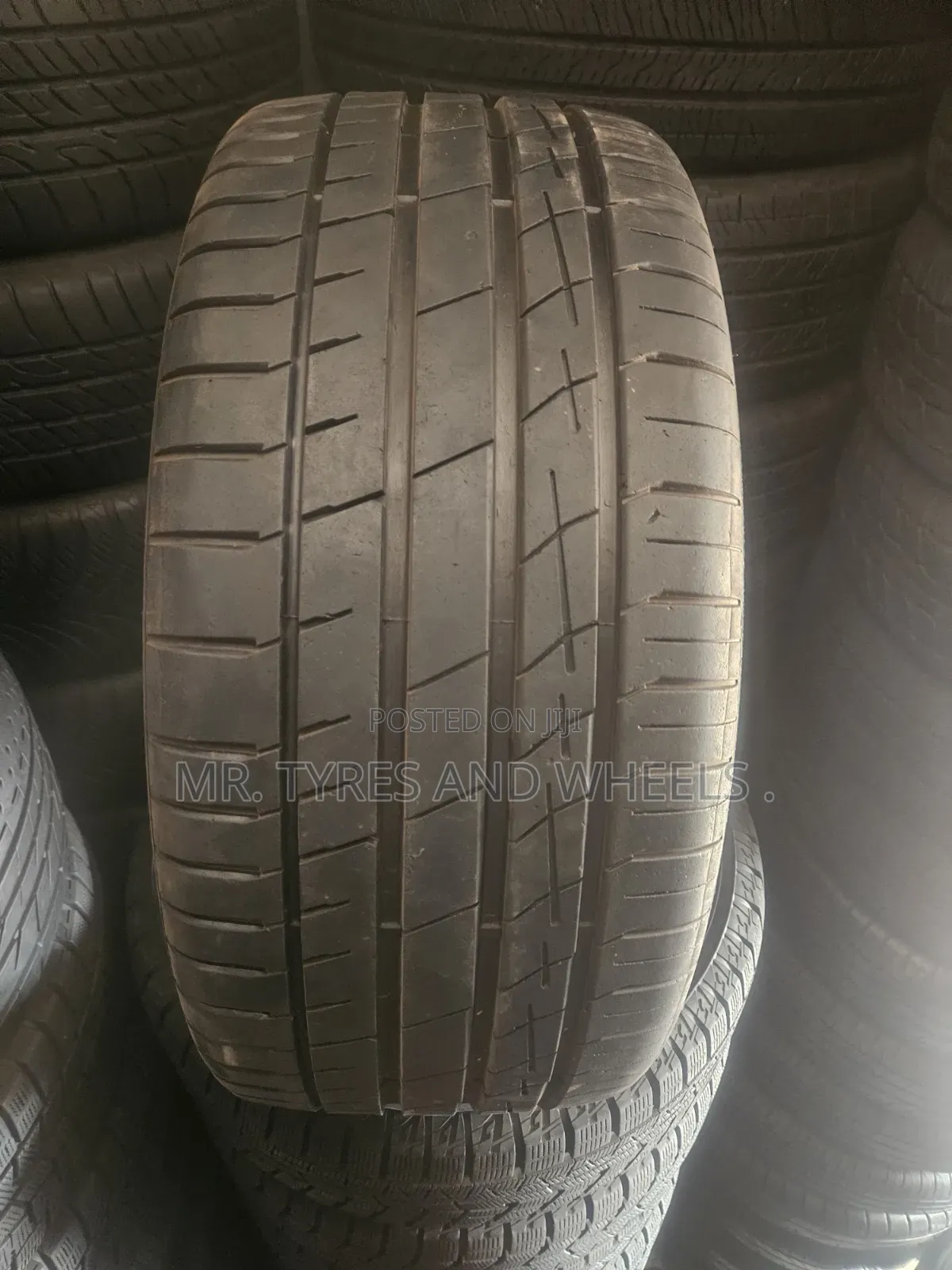 265 35R22 Used Bt Still Gd Tires Those Who Like Low Profile Order Now