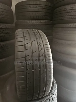 265 35R22 Used Bt Still Gd Tires Those Who Like Low Profile Order Now