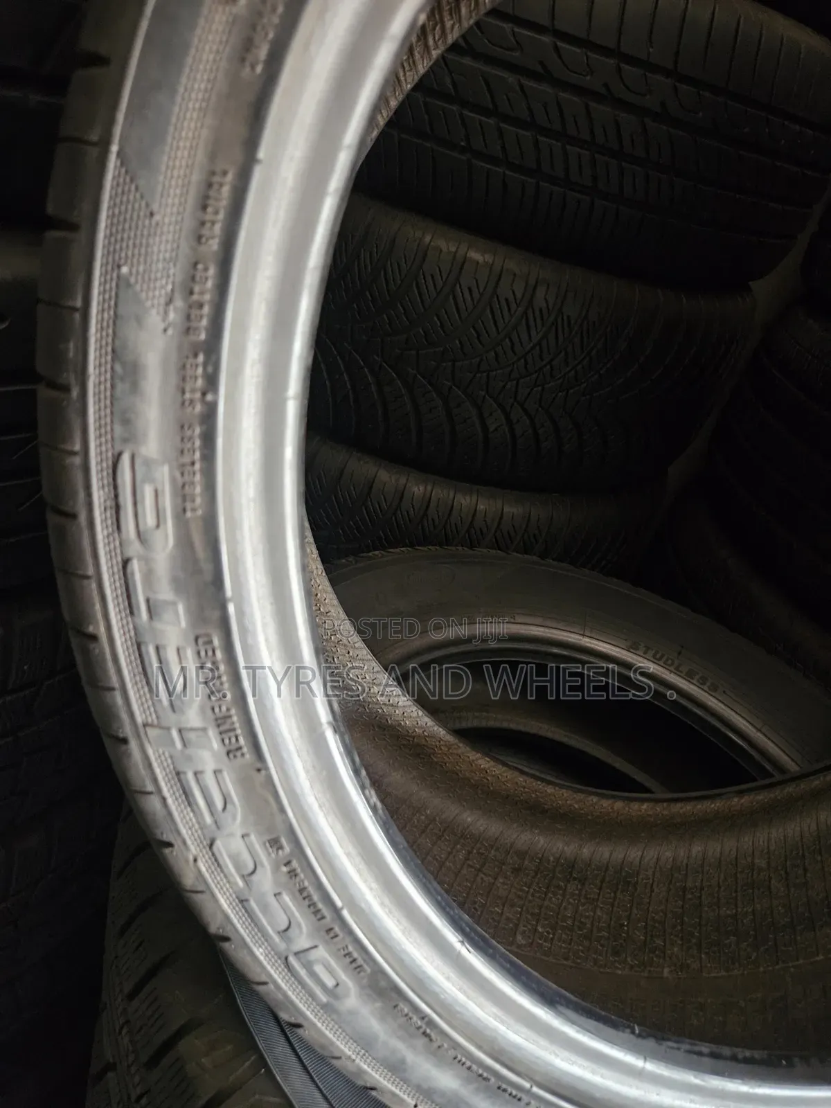 265 35R22 Used Bt Still Gd Tires Those Who Like Low Profile Order Now