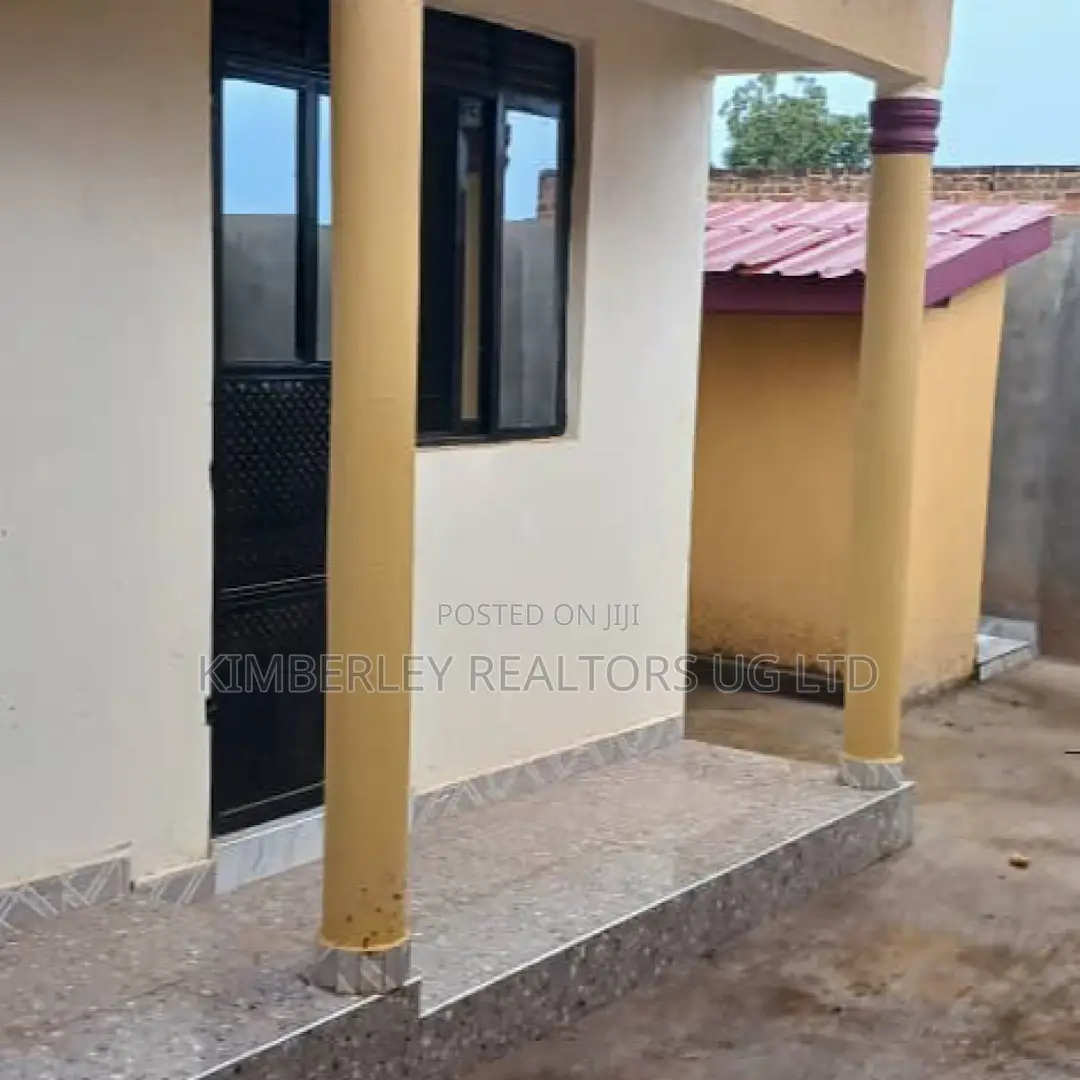 3bdrm House in Division A for sale