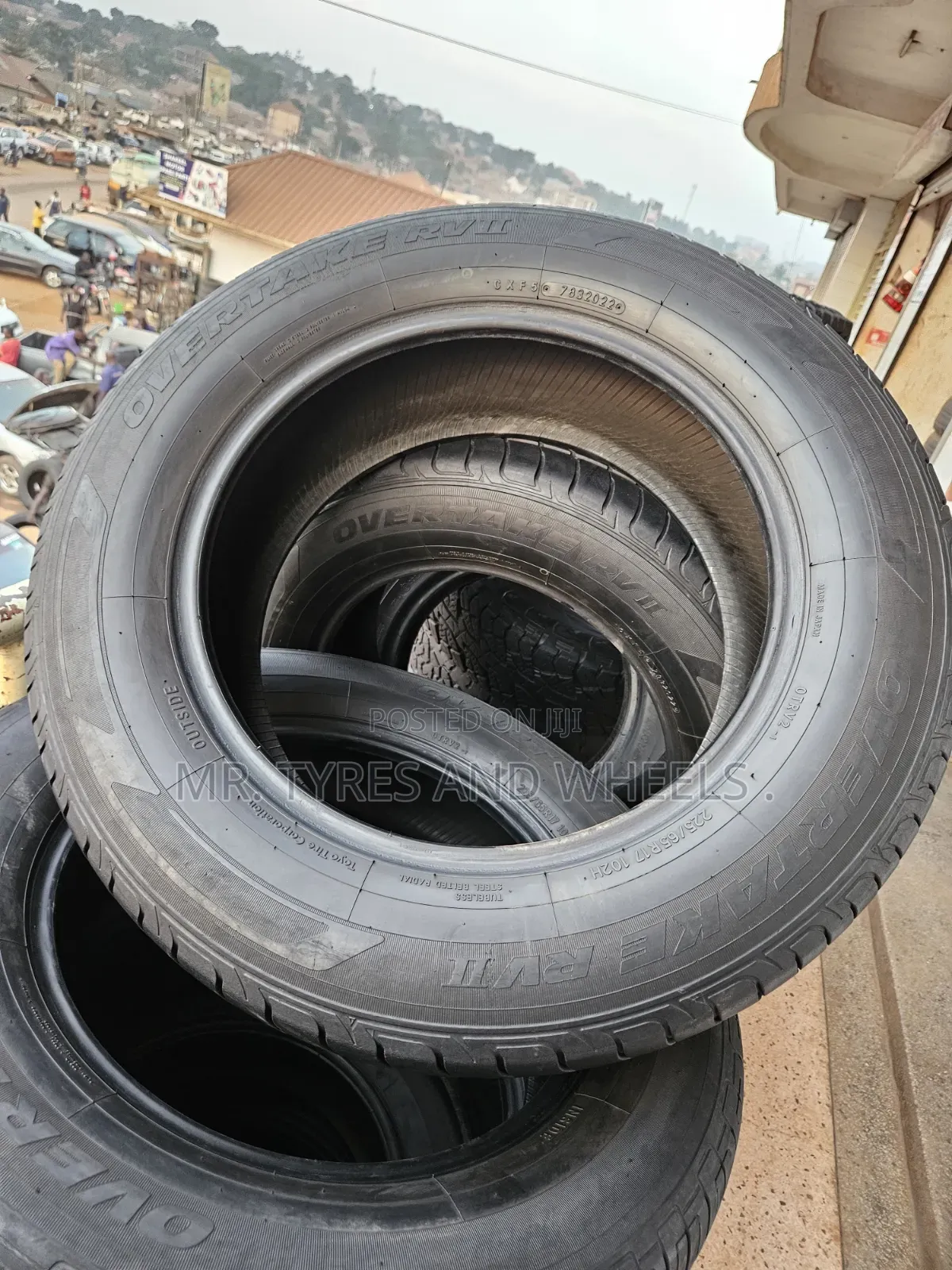 225 65 R17 in Type of Toyo and They Are 4 Pieces Order We Deliver.