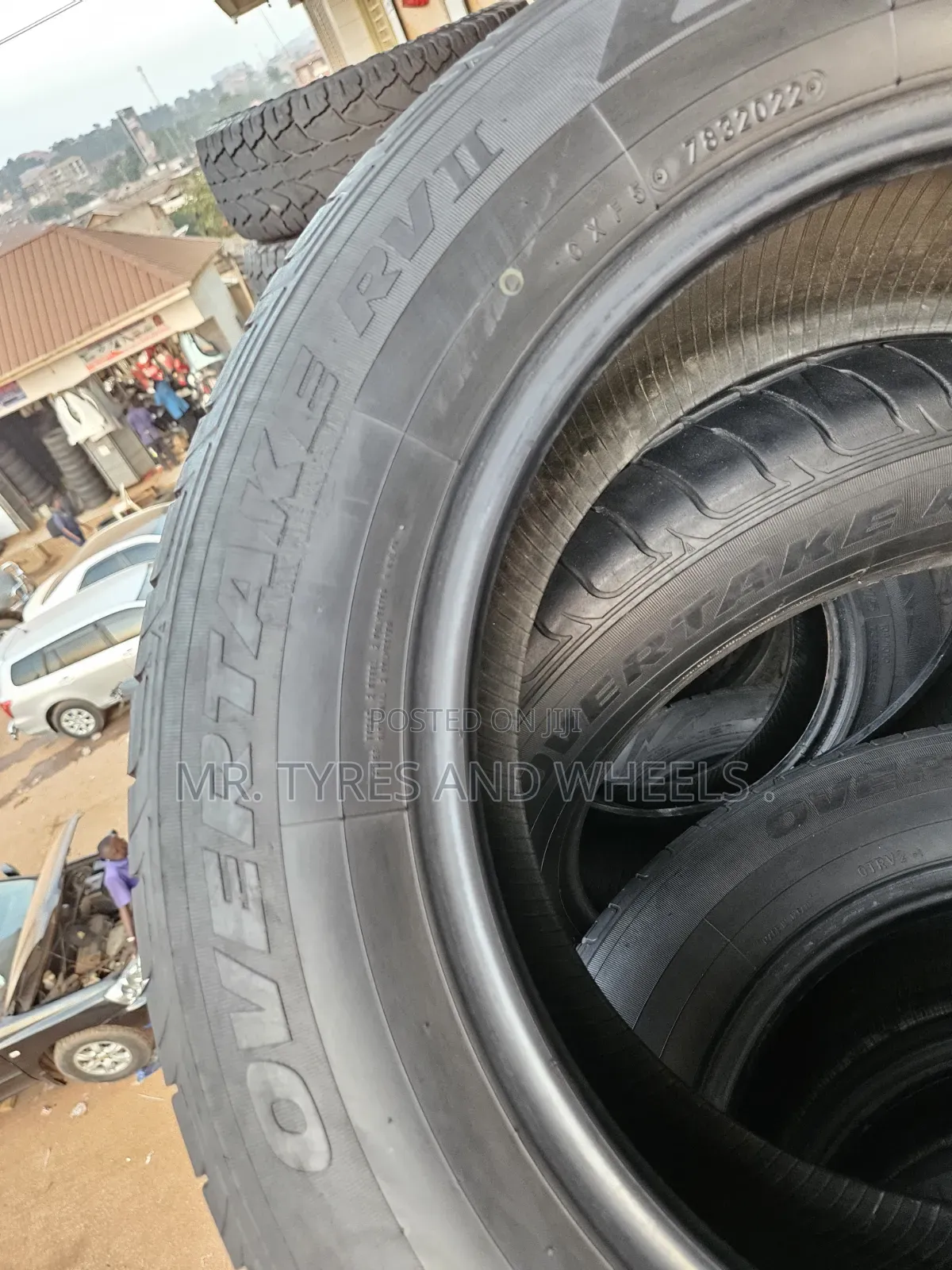 225 65 R17 in Type of Toyo and They Are 4 Pieces Order We Deliver.