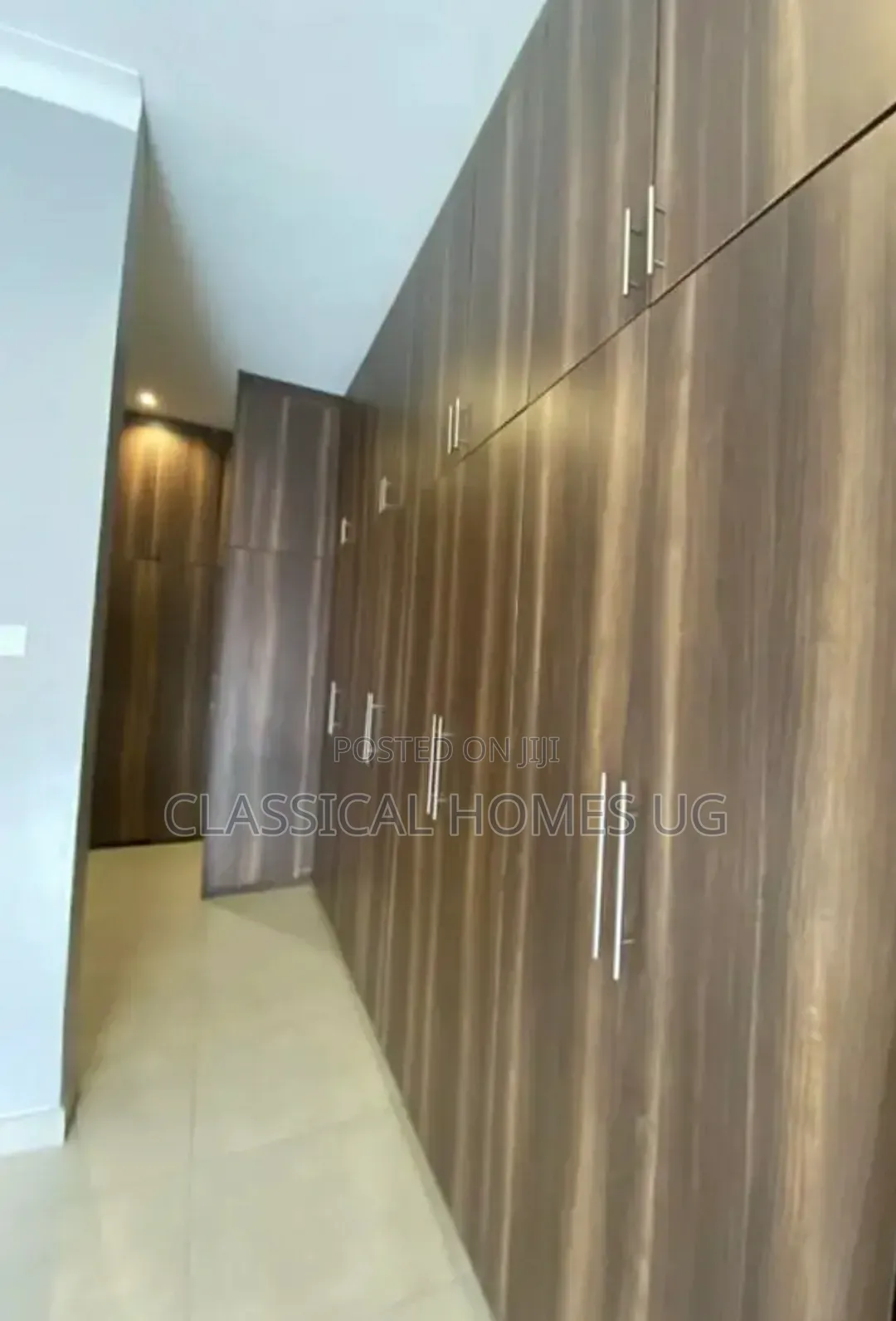 4bdrm Duplex in Muyenga, Central Division for rent