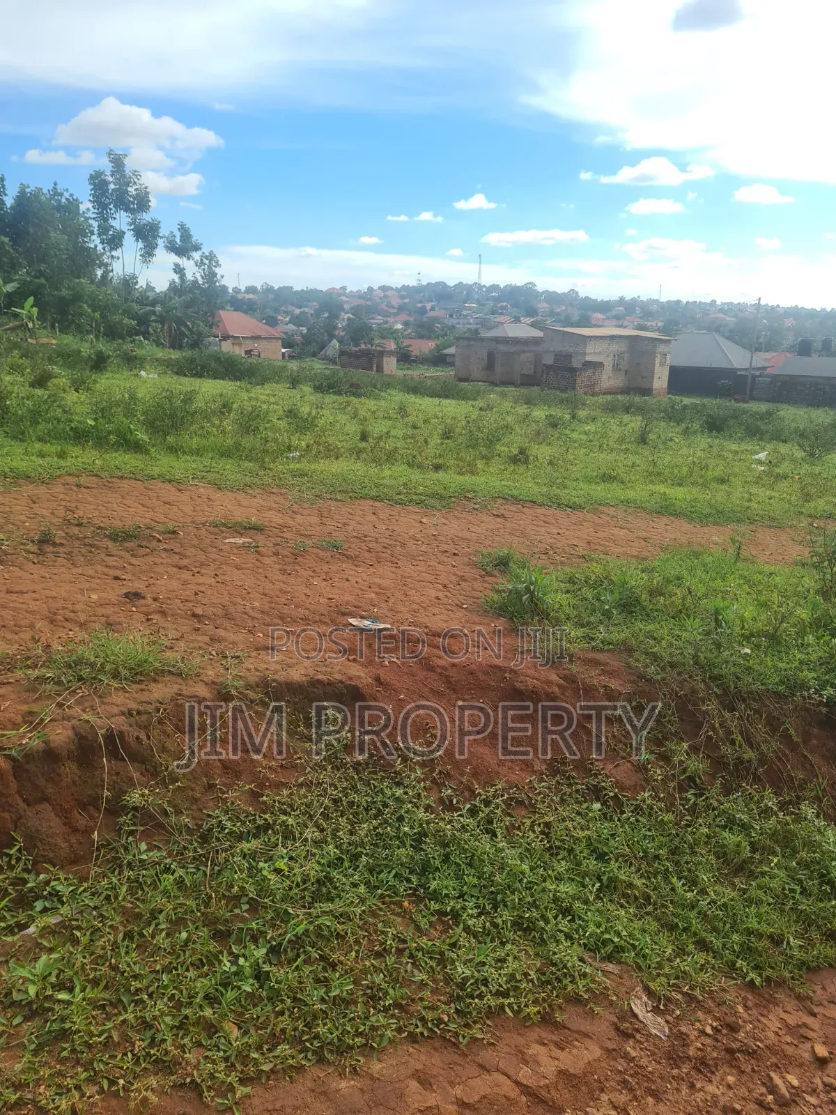 Land for Sale at Bujjuko Mityana Road 50x100