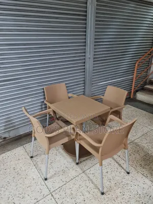 Fanback Plastic Chairs and Table Plastic Chairs and Table