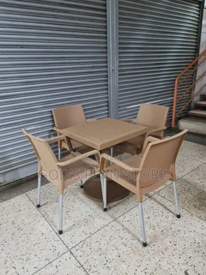 Fanback Plastic Chairs and Table Plastic Chairs and Table