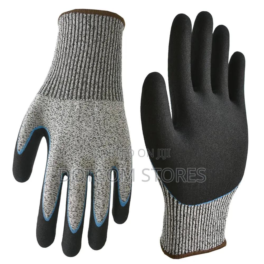 Pair of Ant Cut-Resistant Safety Work Gloves. T