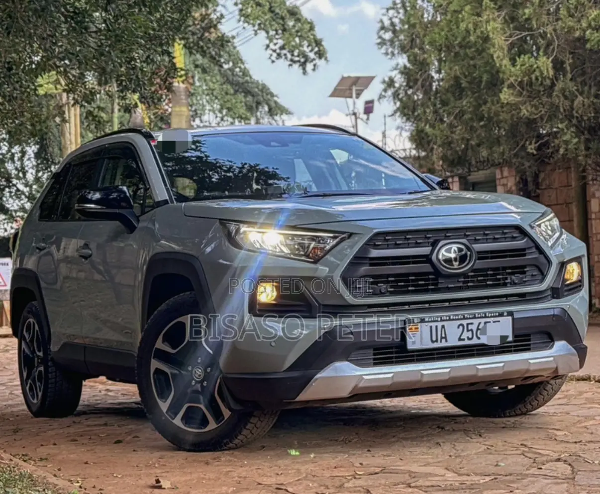 Toyota RAV4 Adventure AWD 2020 Gray