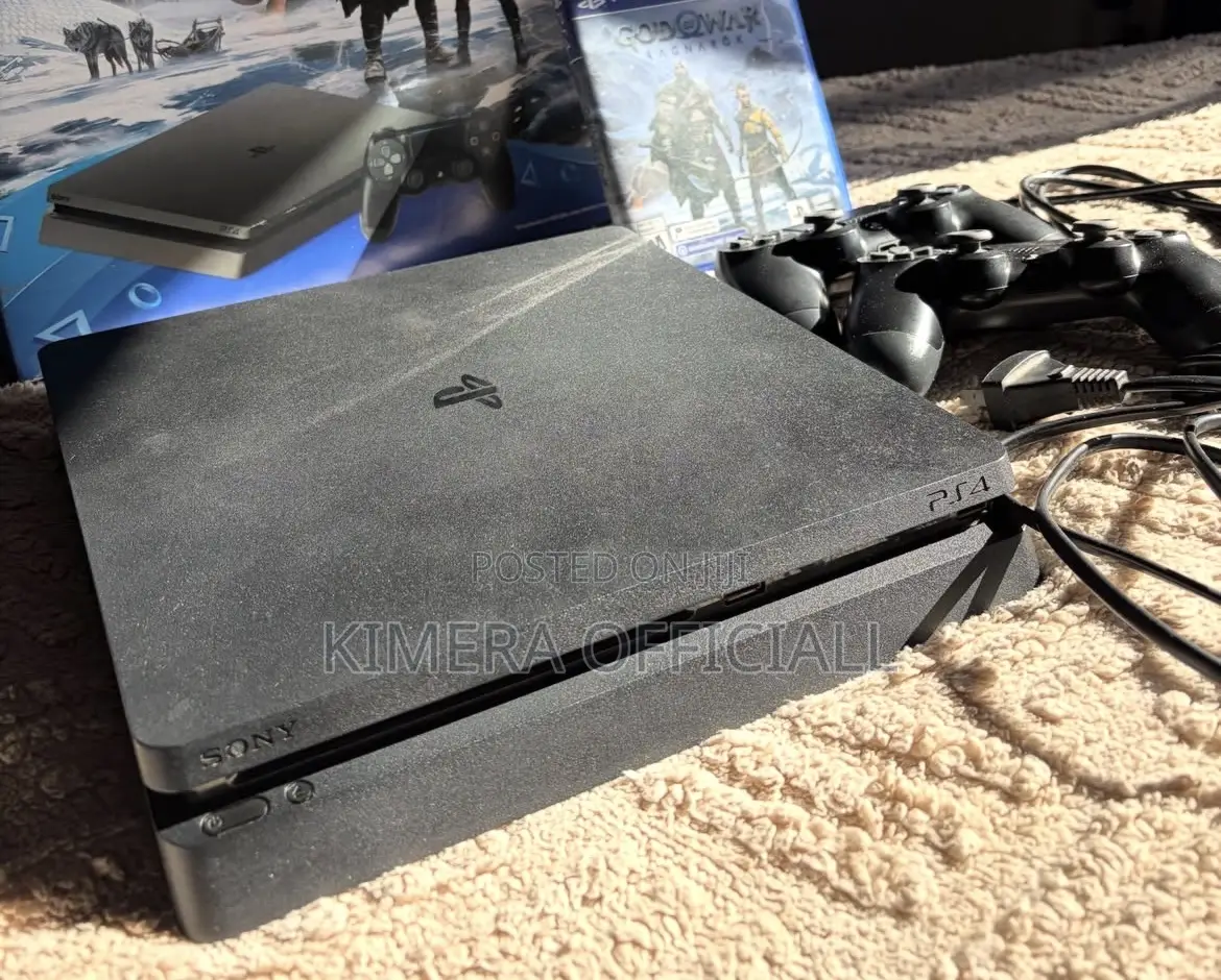 PS4 Slim With 12 Games, 2pads. Better Than a Bland Dinner 