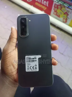New Infinix Hot 70 128 GB Black