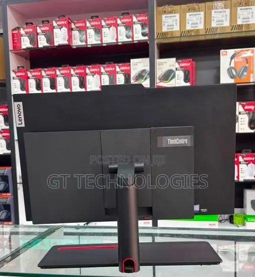 Desktop Computer Lenovo 8GB Intel Core i5 SSD 256GB