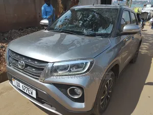 Toyota Urban Cruiser 2022 Gray