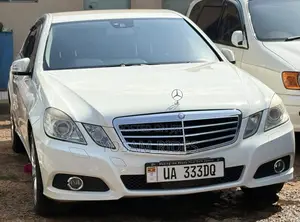 Mercedes-Benz E300 2011 White
