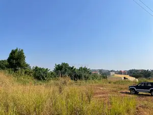 25 Decimals of Land in Akright Entebbe Titled Next to the Golfcourse