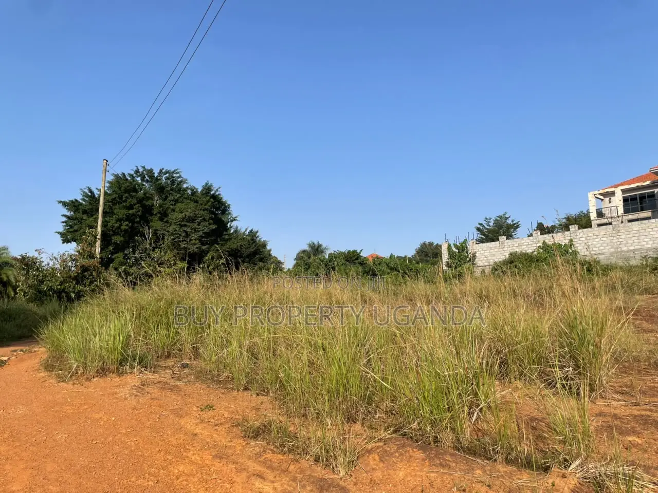 25 Decimals of Land in Akright Entebbe Titled Next to the Golfcourse