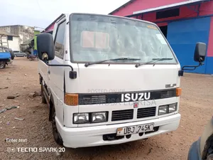 Isuzu Small Tyre 4 BE 1
