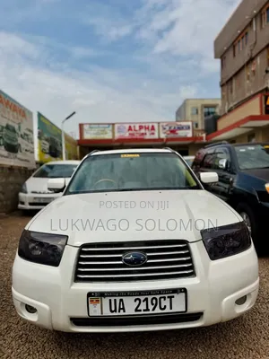 Subaru Forester 2004 White