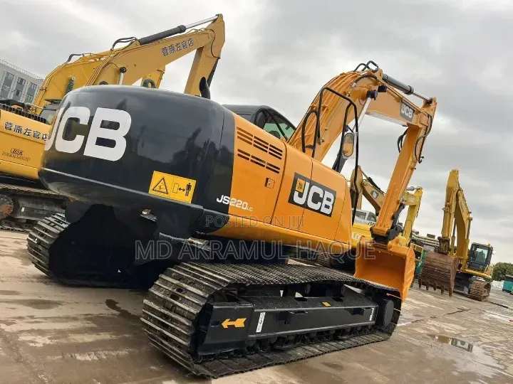 JCB JS220LC Tracked Excavator (2015 Model)