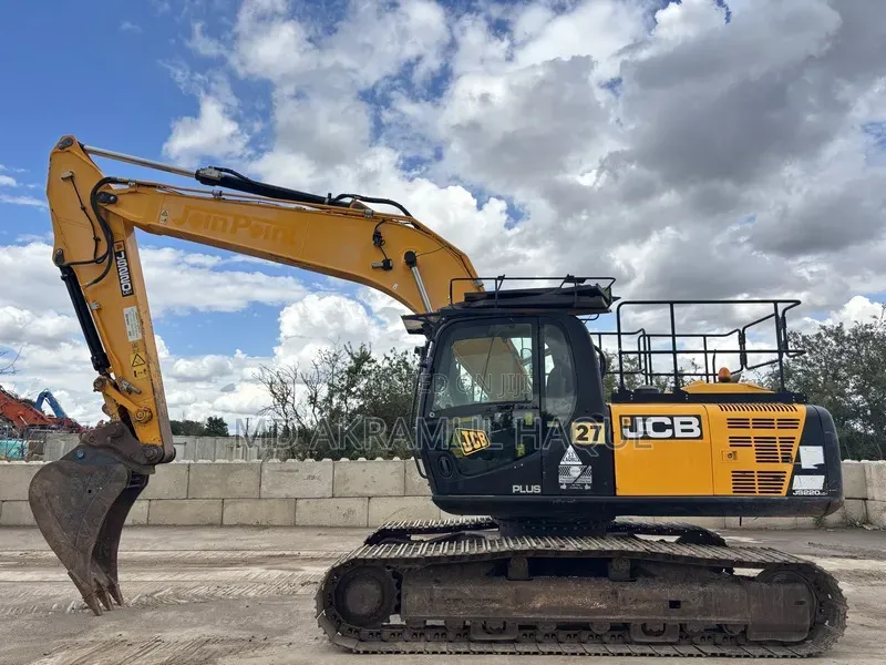JCB JS220LC Tracked Excavator (2015 Model)