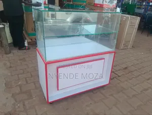 Glass Display for All Kinds of Accessories
