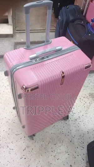 Large Hard-Shell Suitcase