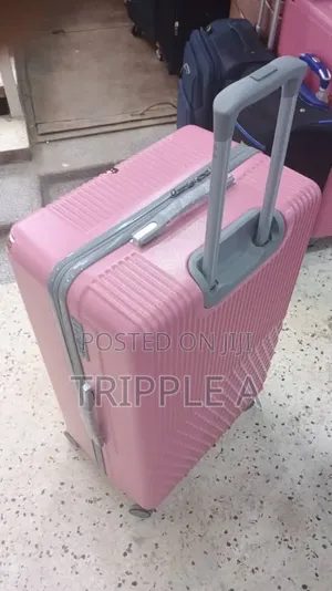Large Hard-Shell Suitcase