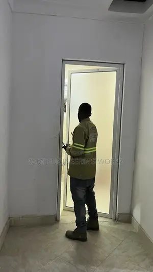 Full glassAluminum Bathroom Door Luweero
