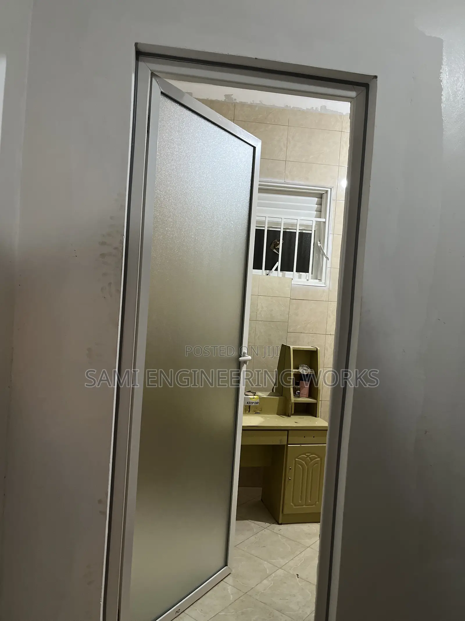 Full glassAluminum Bathroom Door Luweero