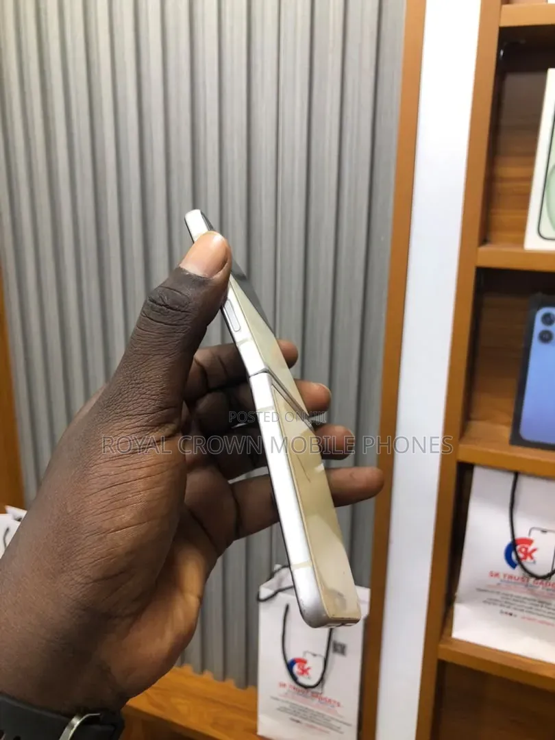 Samsung Galaxy Z Flip3 5G 128 GB White
