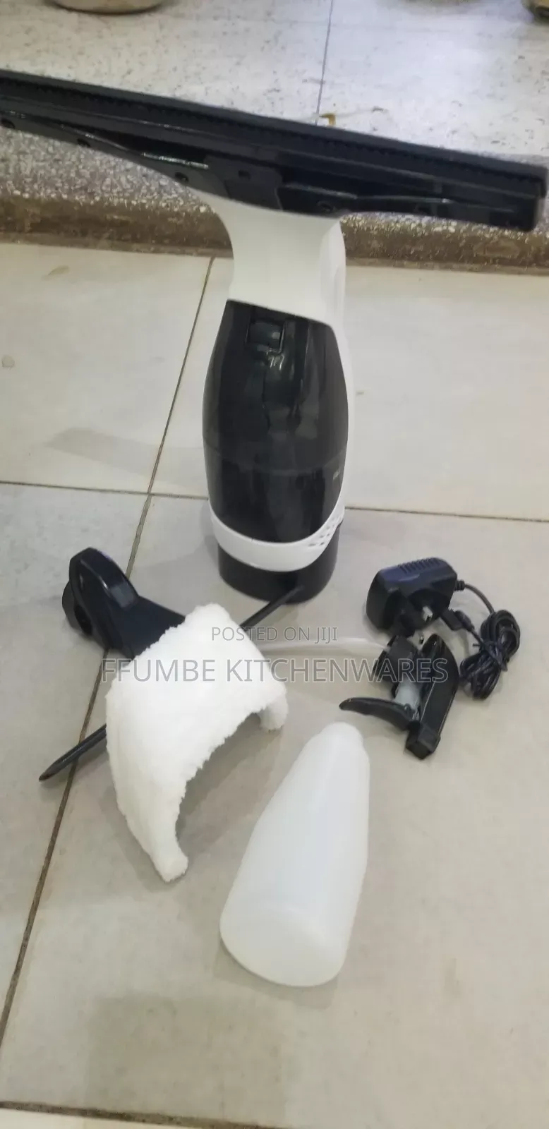 Cordless Window Vaccuum Cleaner